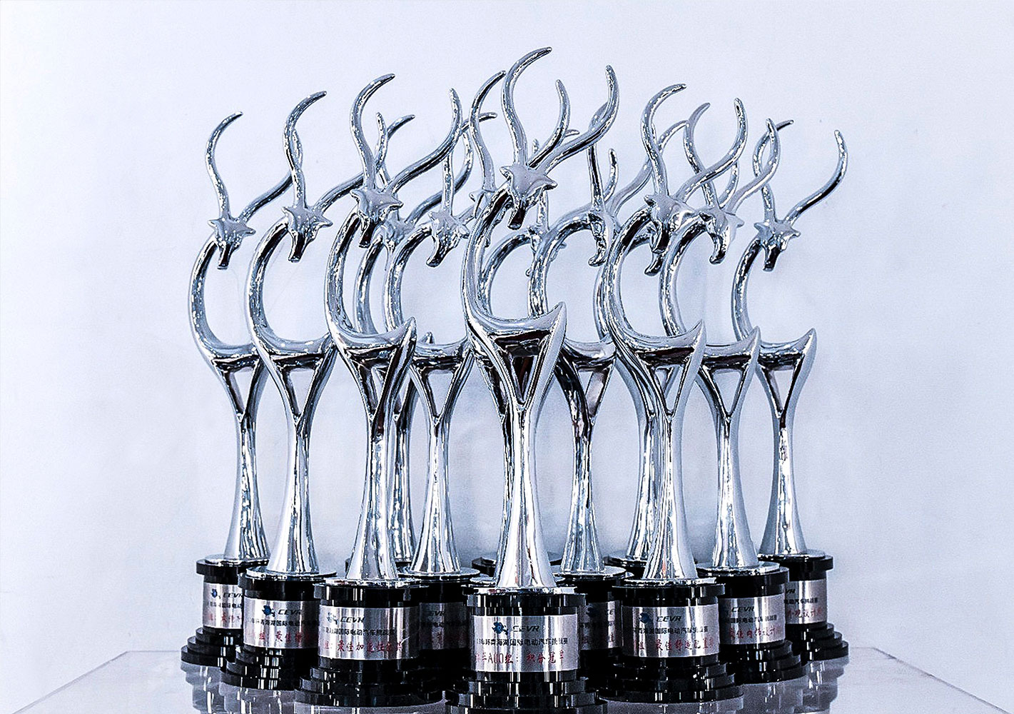 第六屆環青海湖（國際）電動汽車挑戰賽，眾泰E200 Pro、眾泰Z500EV Pro榮獲13項大獎